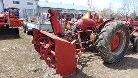 Machineries usagées | Tracteur et équipement JOBER 0000