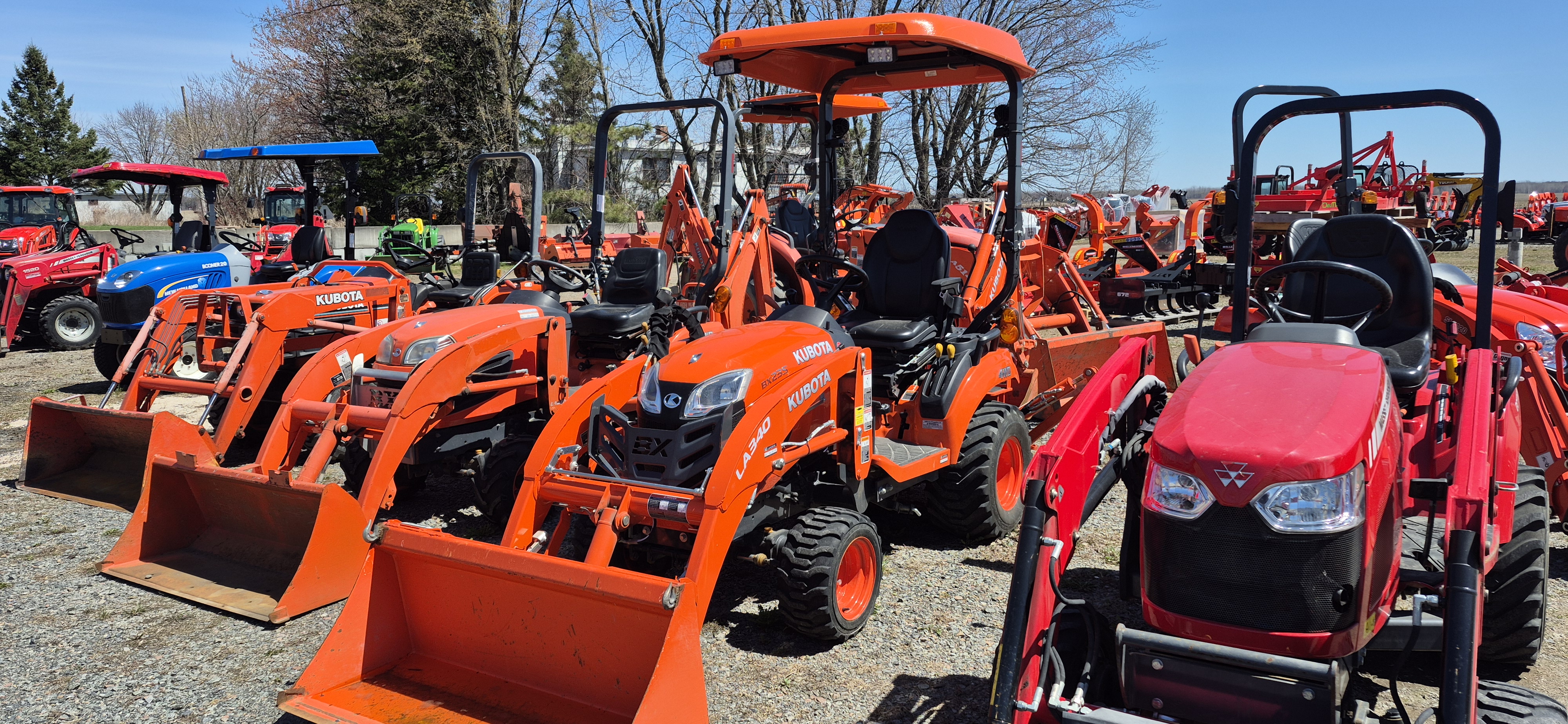 Machineries usagées | KUBOTABX23s