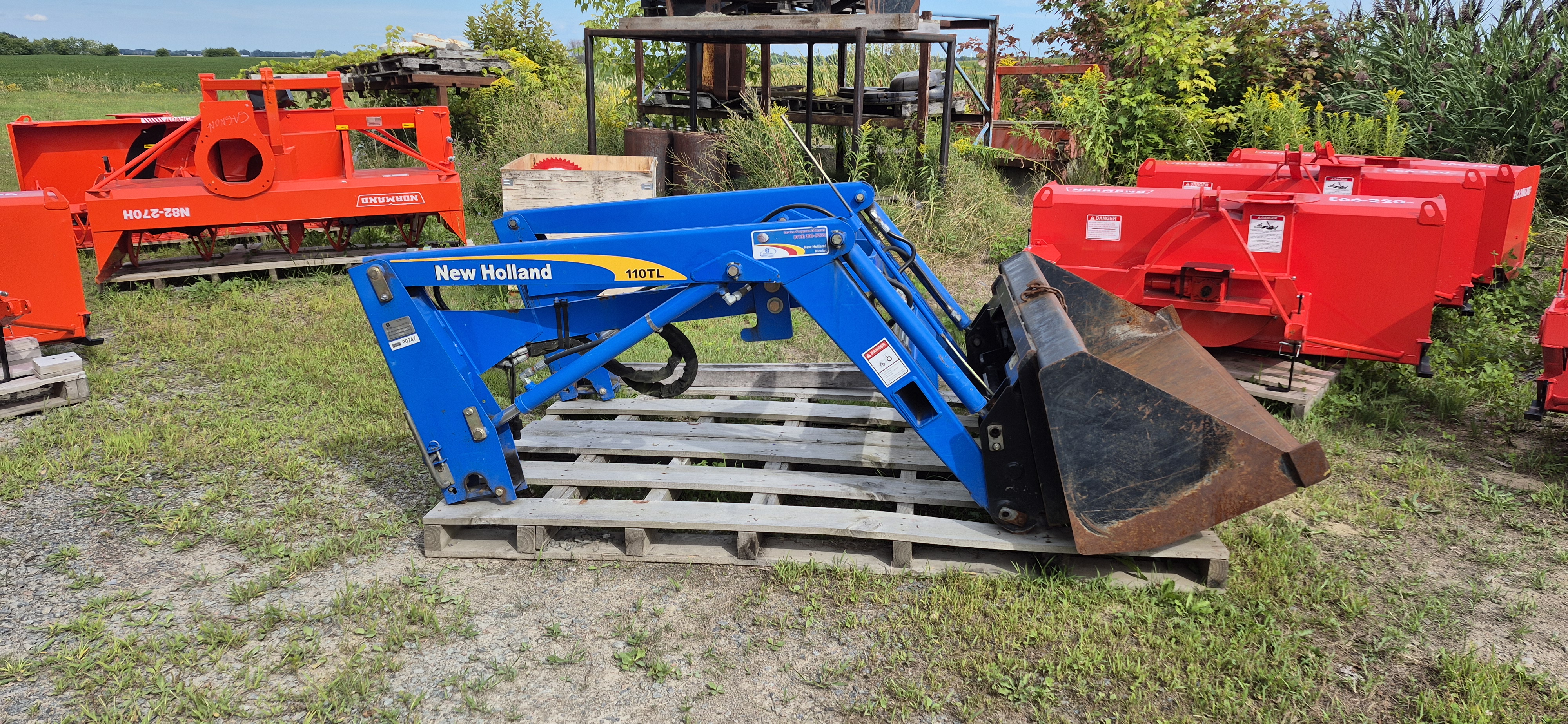 Machineries usagées | NEW HOLLAND110TL